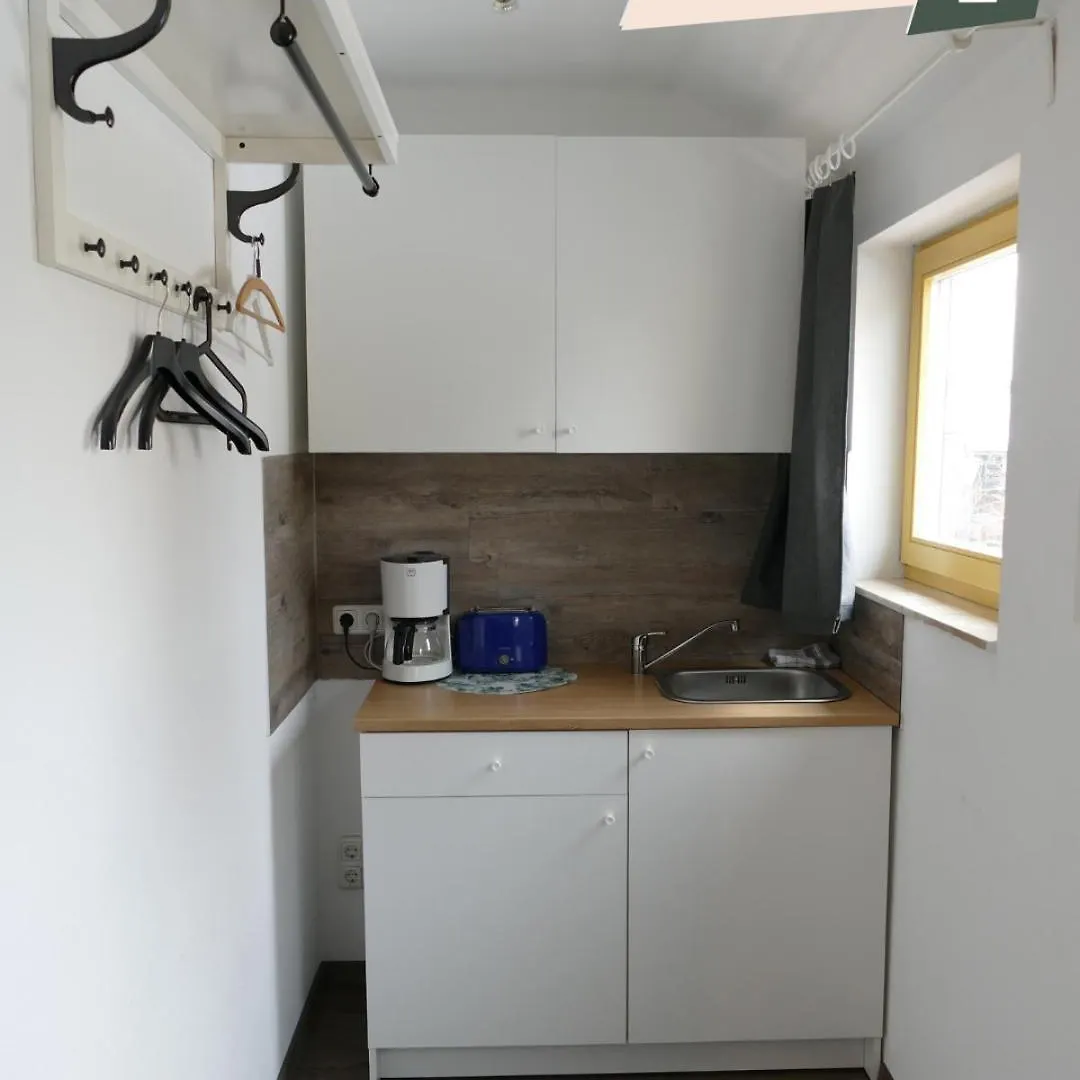 Apartment Ferienwohnung im Bürgergarten Radebeul